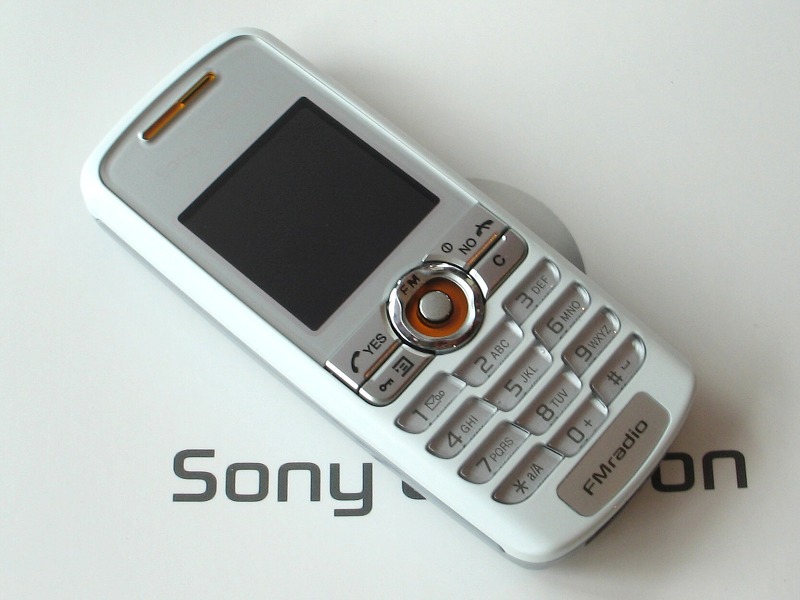 Sony Ericsson J230 Tech Specifications