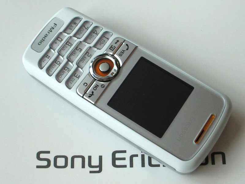 Sony Ericsson J230 Tech Specifications