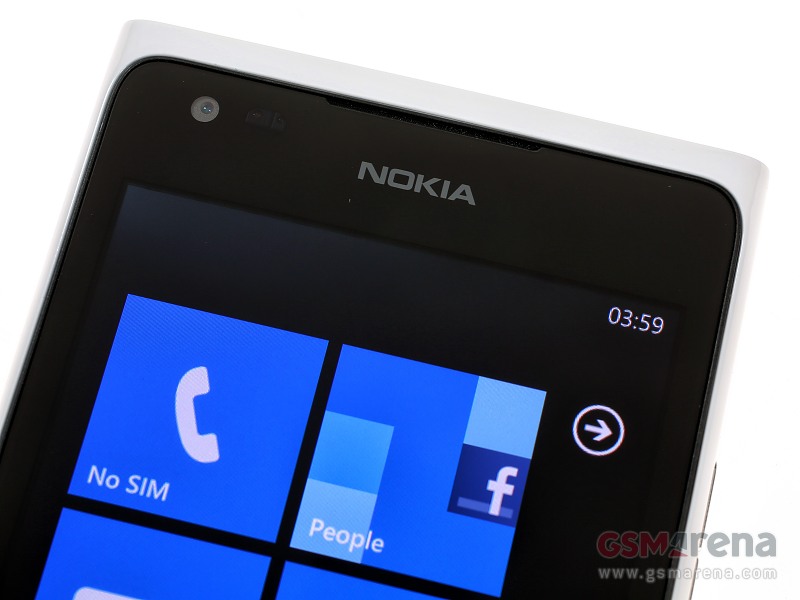 Nokia Lumia 900 Tech Specifications
