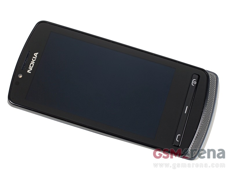 Nokia 700 Tech Specifications